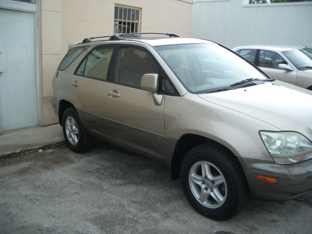 2001 Lexus RX 300 Ram 3500 Diesel 2-WD