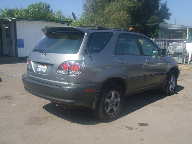 2001 Lexus RX 300 Base