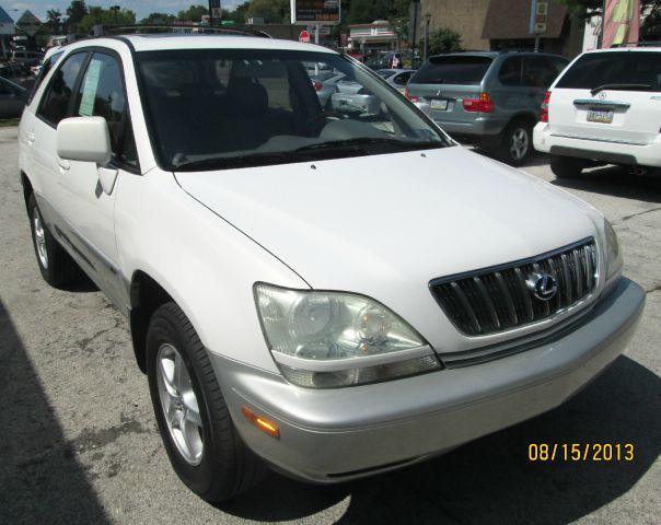 2001 Lexus RX 300 Ram 3500 Diesel 2-WD