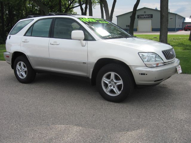 2001 Lexus RX 300 Ram 3500 Diesel 2-WD