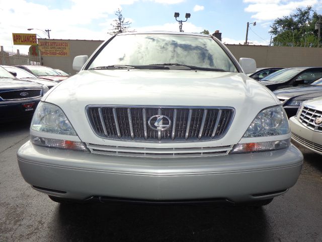 2001 Lexus RX 300 Ram 3500 Diesel 2-WD