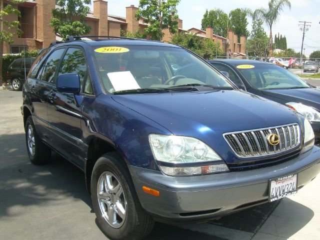 2001 Lexus RX 300 Ram 3500 Diesel 2-WD