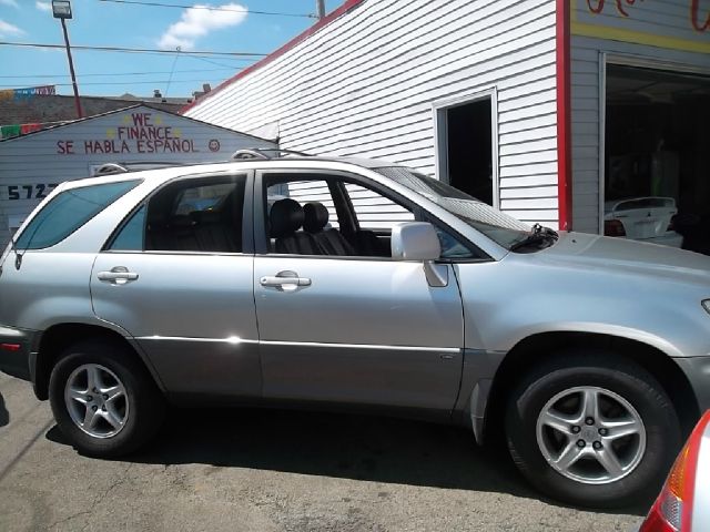 2001 Lexus RX 300 Ram 3500 Diesel 2-WD