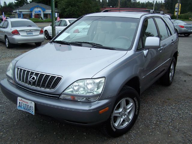 2001 Lexus RX 300 Ram 3500 Diesel 2-WD