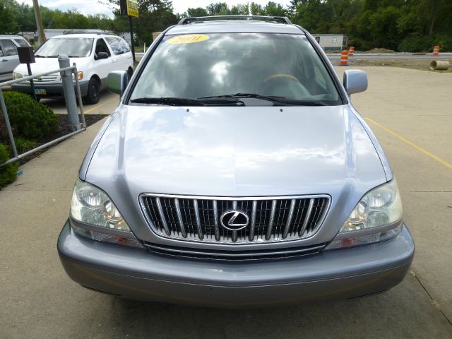 2001 Lexus RX 300 Ram 3500 Diesel 2-WD