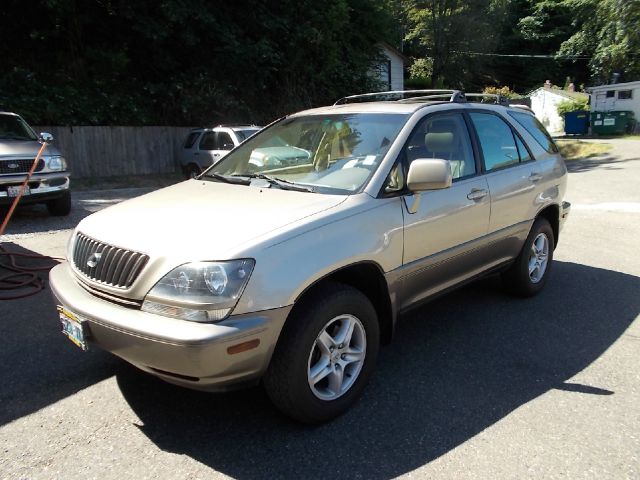 2001 Lexus RX 300 Ram 3500 Diesel 2-WD