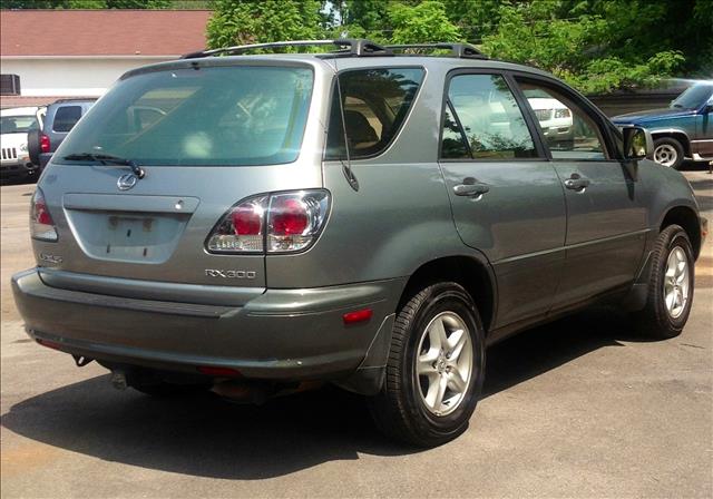 2001 Lexus RX 300 Ram 3500 Diesel 2-WD