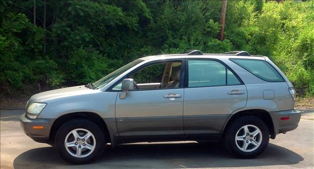 2001 Lexus RX 300 Ram 3500 Diesel 2-WD