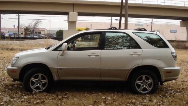 2001 Lexus RX 300 Base