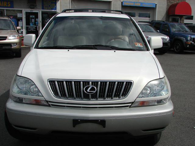 2002 Lexus RX 300 Ram 3500 Diesel 2-WD