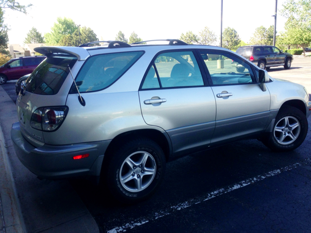 2002 Lexus RX 300 Ram 3500 Diesel 2-WD