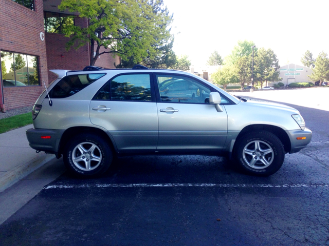 2002 Lexus RX 300 Ram 3500 Diesel 2-WD