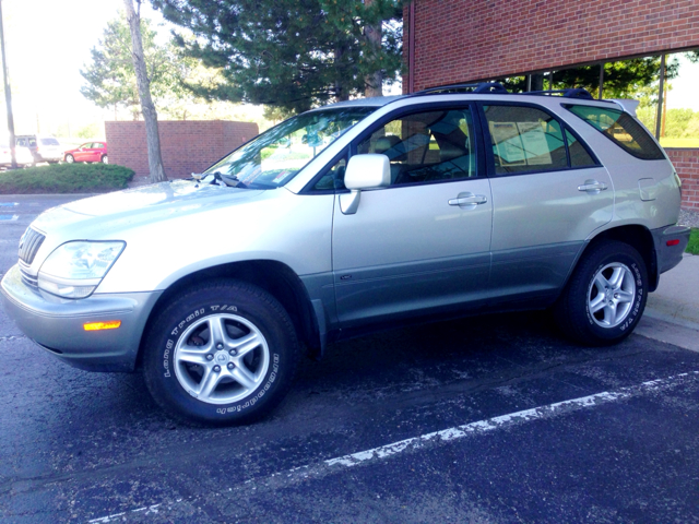 2002 Lexus RX 300 Ram 3500 Diesel 2-WD