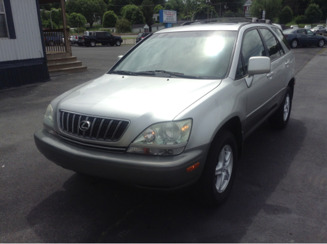 2002 Lexus RX 300 Ram 3500 Diesel 2-WD