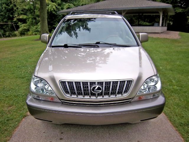 2002 Lexus RX 300 Ram 3500 Diesel 2-WD