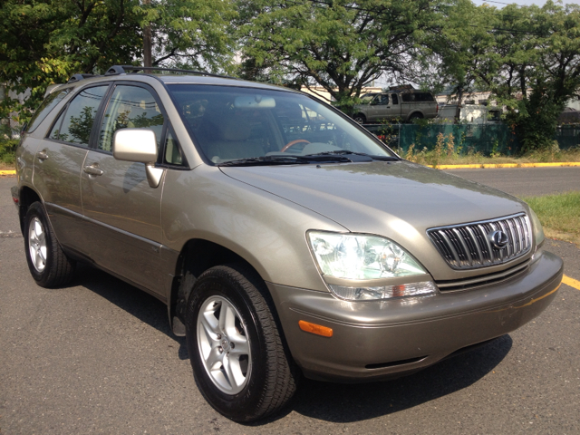 2002 Lexus RX 300 Ram 3500 Diesel 2-WD