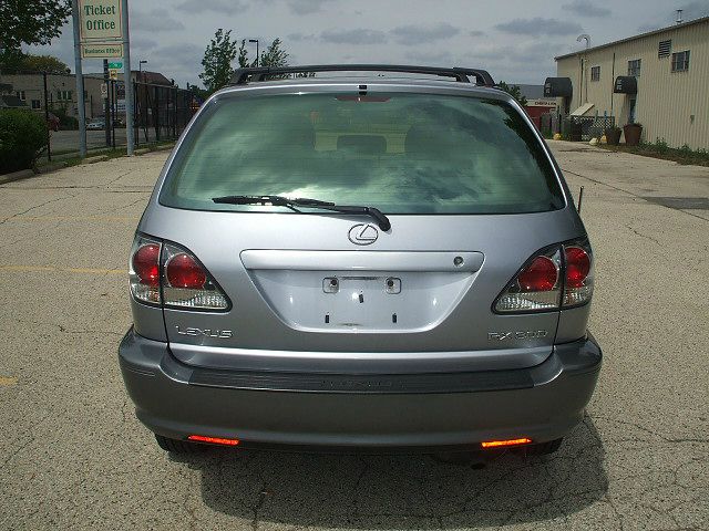 2002 Lexus RX 300 Ram 3500 Diesel 2-WD