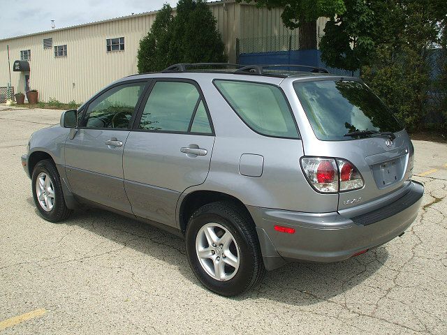 2002 Lexus RX 300 Ram 3500 Diesel 2-WD