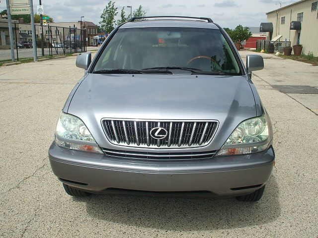 2002 Lexus RX 300 Ram 3500 Diesel 2-WD