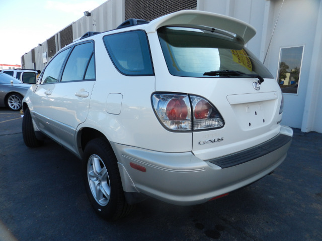 2002 Lexus RX 300 Ram 3500 Diesel 2-WD