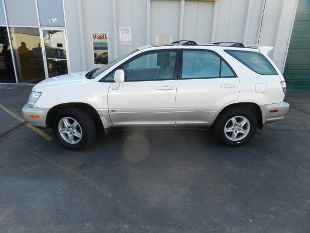 2002 Lexus RX 300 Ram 3500 Diesel 2-WD