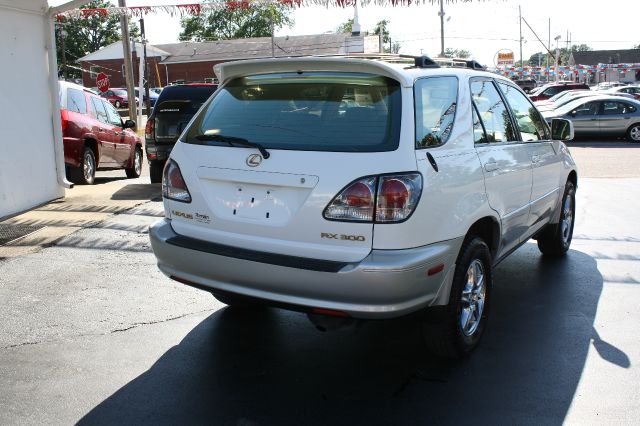 2002 Lexus RX 300 Ram 3500 Diesel 2-WD