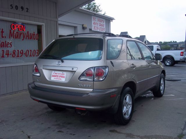 2002 Lexus RX 300 Ram 3500 Diesel 2-WD