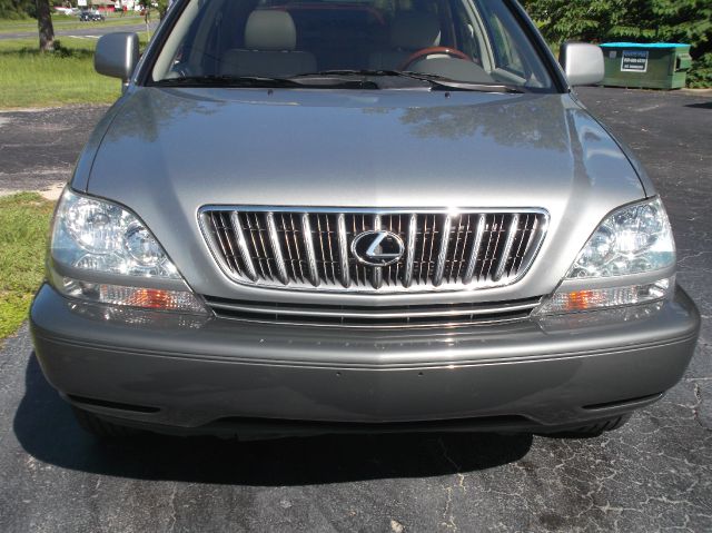 2003 Lexus RX 300 Ram 3500 Diesel 2-WD