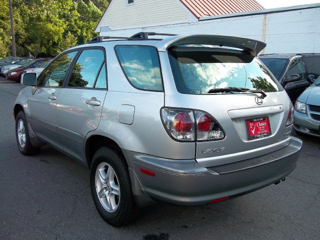 2003 Lexus RX 300 Ram 3500 Diesel 2-WD