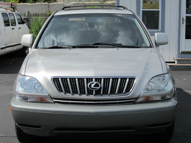 2003 Lexus RX 300 Ram 3500 Diesel 2-WD