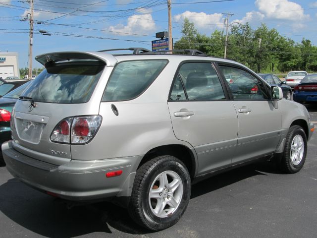 2003 Lexus RX 300 Ram 3500 Diesel 2-WD