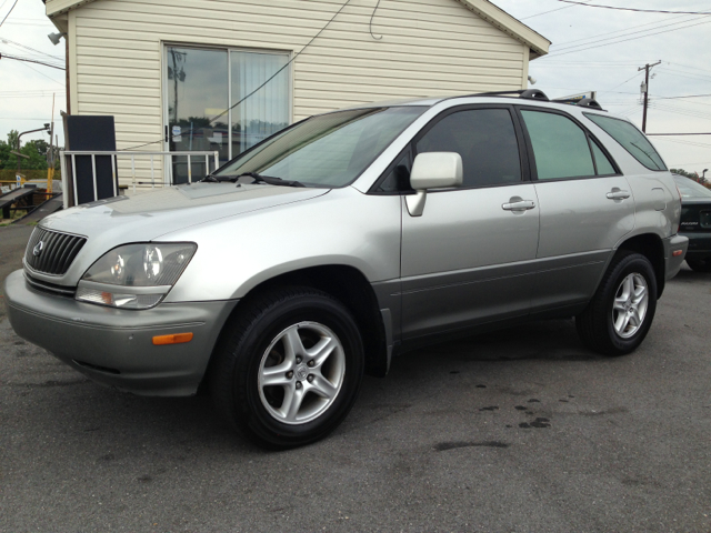 2000 Lexus RX 330 M35X AWD Try 1.99 Apr