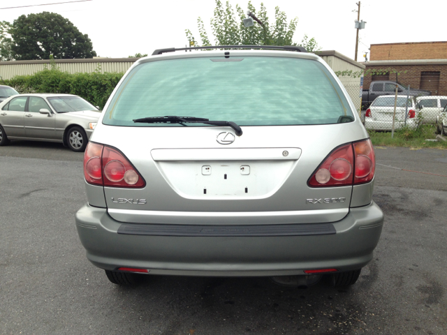 2000 Lexus RX 330 M35X AWD Try 1.99 Apr