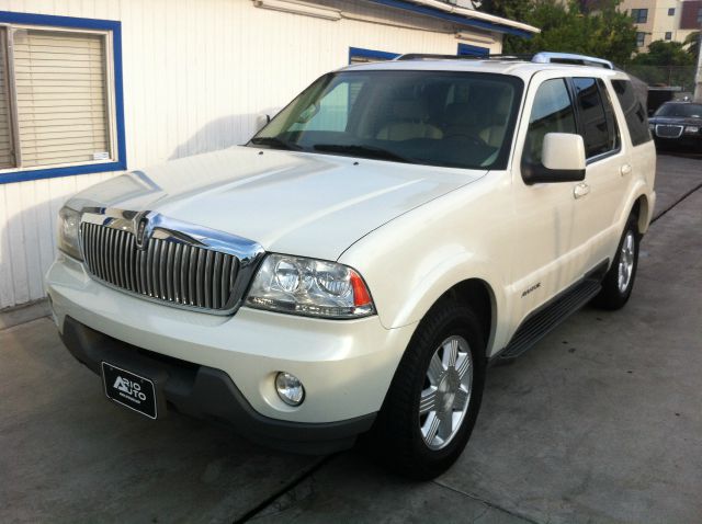 2003 Lincoln Aviator CXL - AWD 7-pass At Brookville