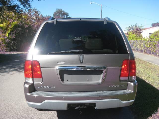 2003 Lincoln Aviator Coupe