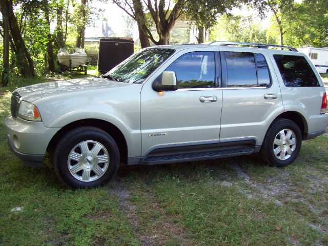 2003 Lincoln Aviator 2dr Cpe Coupe