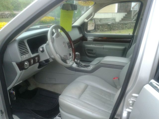 2003 Lincoln Aviator GLS PZEV