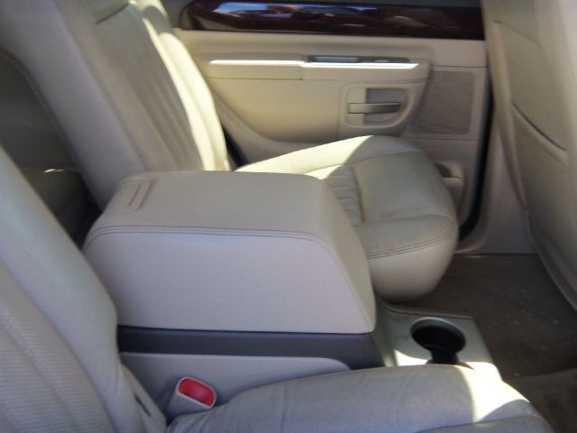 2004 Lincoln Aviator GLS PZEV