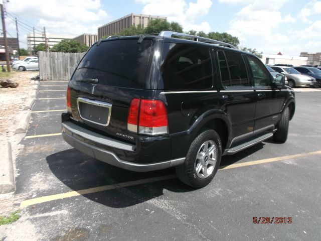 2004 Lincoln Aviator S550 4-matic