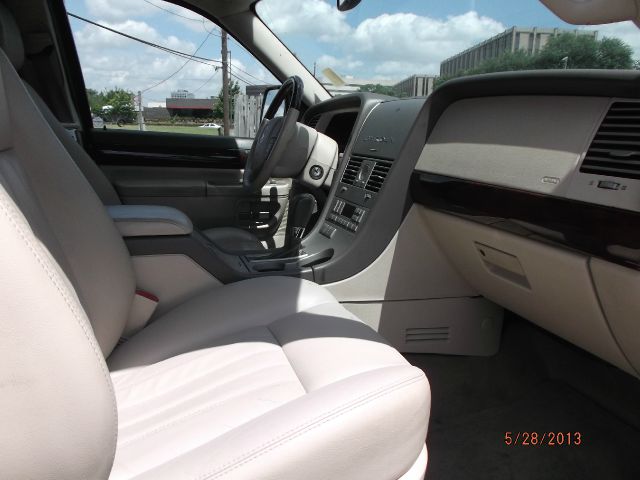 2004 Lincoln Aviator S550 4-matic