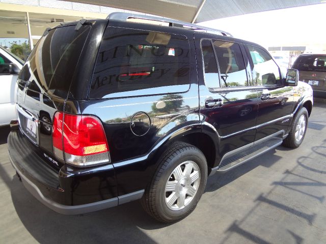 2004 Lincoln Aviator GLS PZEV