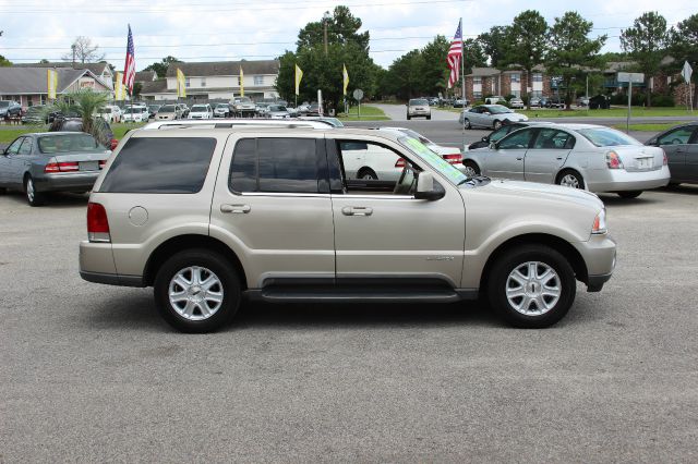 2004 Lincoln Aviator GLS PZEV