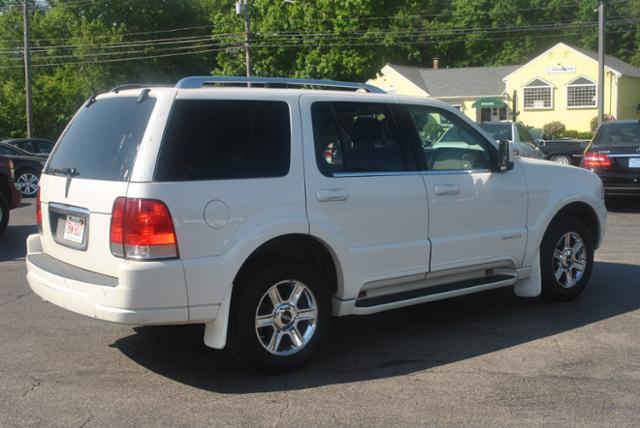 2004 Lincoln Aviator Coupe