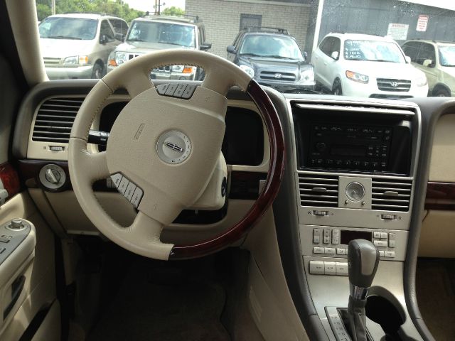 2004 Lincoln Aviator GLS PZEV