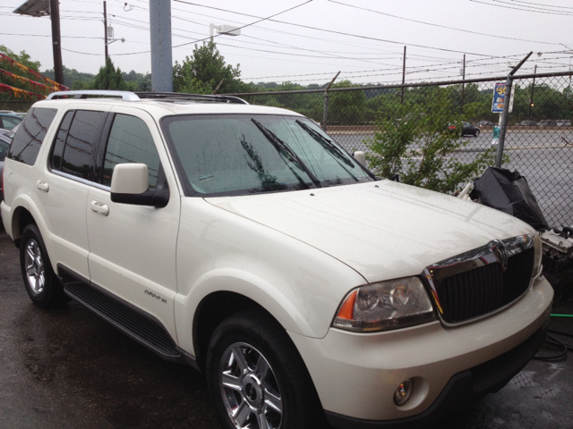 2004 Lincoln Aviator GLS PZEV