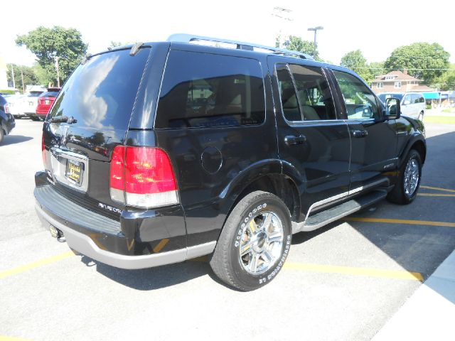 2005 Lincoln Aviator GLS PZEV