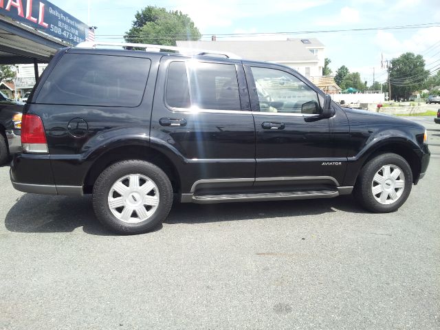 2005 Lincoln Aviator GLS PZEV