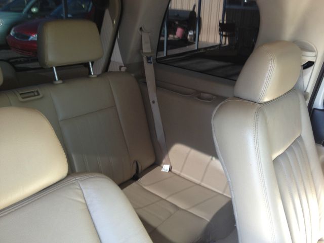 2005 Lincoln Aviator GLS PZEV