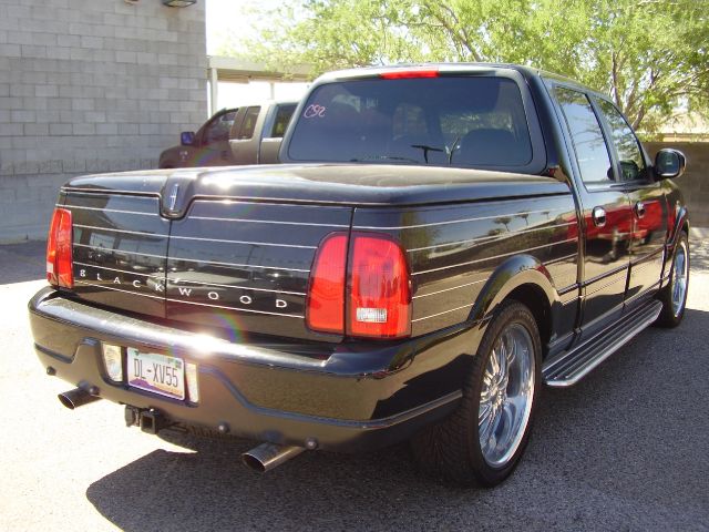 2002 Lincoln Blackwood Touring S