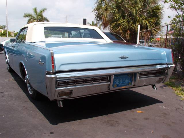 1966 Lincoln Continental W/ Navigation